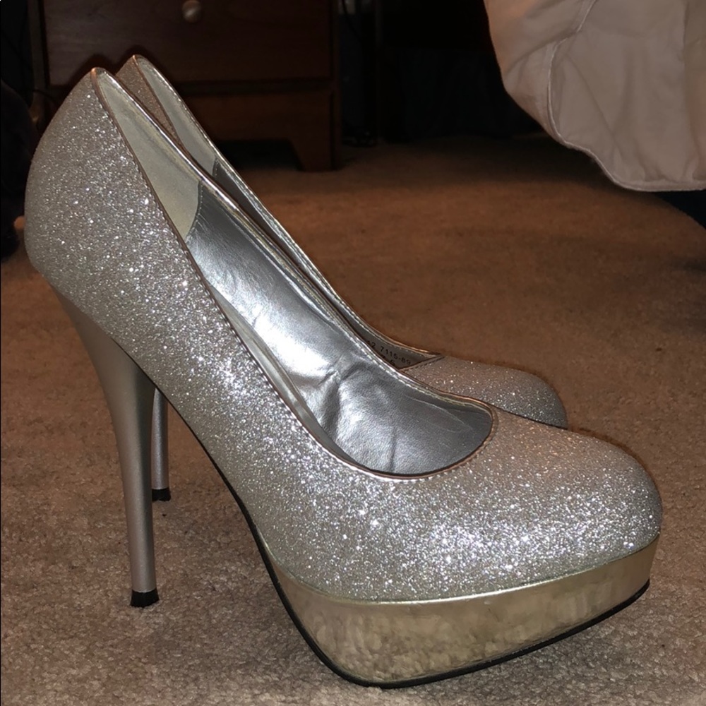 Glitter Silver New Cathy Jean pumps